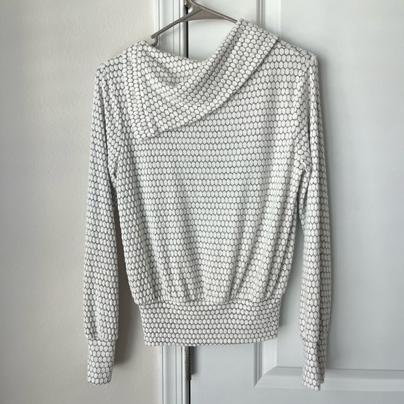 BCX Women’s white Cowlneck long sleeve Sweater SMALL Gray - Picture 2 of 4